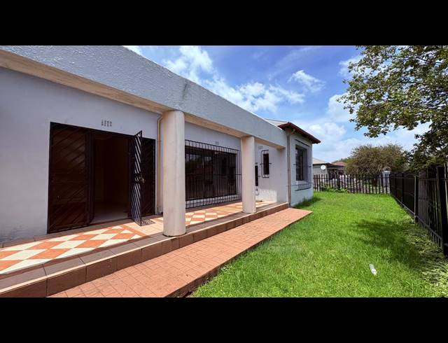 4 BEDROOM HOUSE RENTED IN BRAKPAN CENTRAL